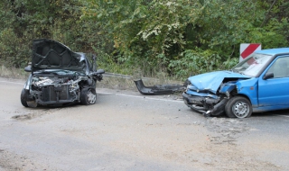 Четири жертви на пътя за ден