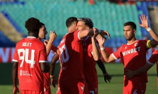 ЦСКА хвърля всичко в атака за обрат срещу ОФИ