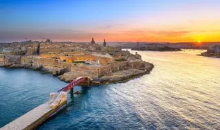 September 21, 1964 Malta declared independence from Great Britain 