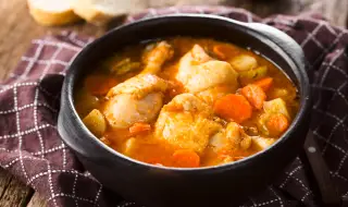 Рецепта на деня: Попска яхния с пилешко