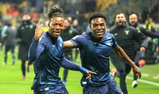 Лацио триумфира над Парма въпреки двама изгонени