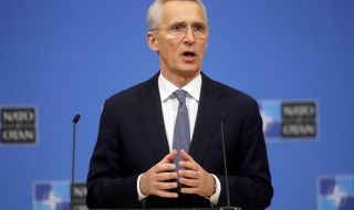 Столтенберг покани Зеленски на срещата на върха на НАТО във Вилнюс