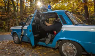 Полицайка беше заснета как получава оргазъм в патрулна кола, тя отрича (ВИДЕО)