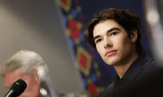 Никола Цолов впечатли света на Формула 2 с дебюта си в Катар