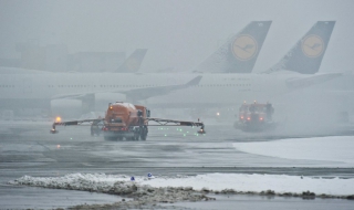 Сняг блокира Северна Франция