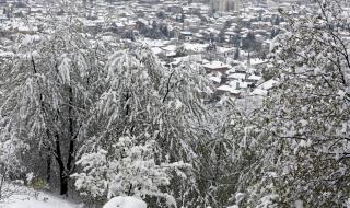 Заваля първият сняг на Балканите