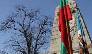 Празнично шествие за 3 март във Враца