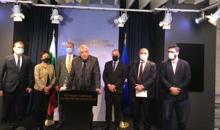 Гечев: ГЕРБ и ВМРО правят подарък за 5 млн. лева на частна транспортна фирма