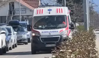 Арестуваха жена нападнала доктор и шофьор на линейка