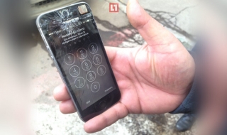 Tоков удар от iPhone 5S вкара млад мъж в интензивно отделение