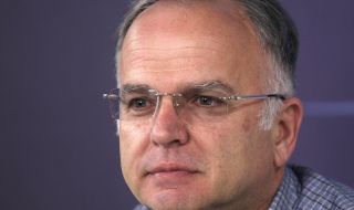 Боян Чуков: Зеленски става все по-неудобен