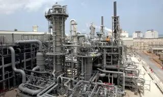 13 са загиналите след мощната експлозия в газовата база в Катар, ранените са 66 ВИДЕО