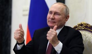 Бивш руски дипломат: Русия се присмива на НАТО