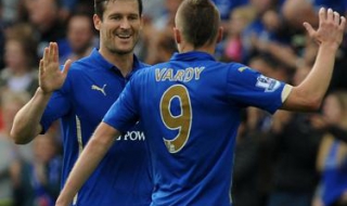 Лестър продължава да мечтае за титлата