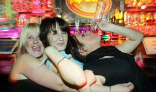 Младежите ни пети по пиянство в Европа