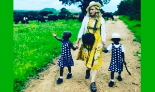 Вижте новите дъщери на Мадона