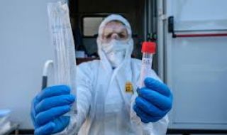 Ужасът продължава: Починаха още 221 с коронавирус