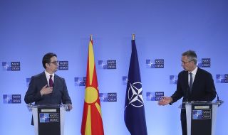 Столтенберг: Разногласията между София и Скопие могат да се изгладят в рамките на НАТО