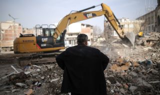 Турция: Щетите от опустошителните земетресения възлизат на над 105 млрд. долара