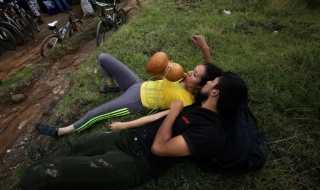 Тийнейджърите купонясват все по-малко