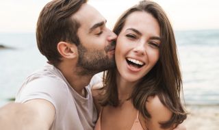 Как да разбереш, че той изпитва силни чувства към теб