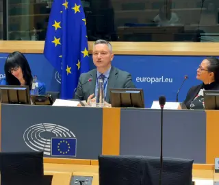 Вигенин: Демокрацията не може да се защитава без силно гражданско общество