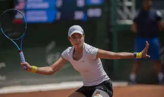Виктория Томова стартира с убедителна победа в квалификациите на US Open