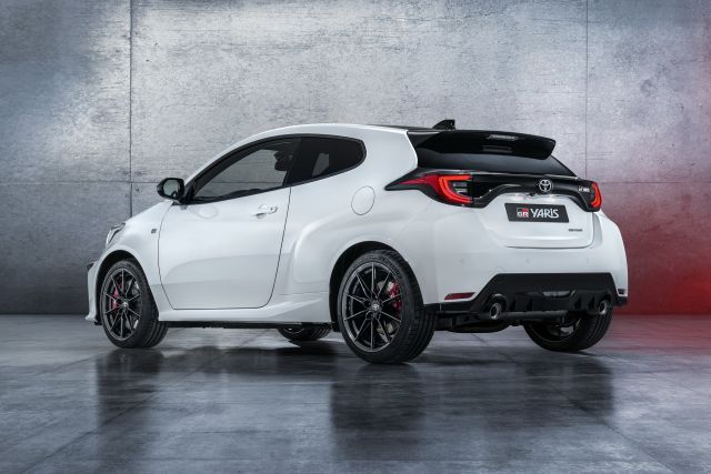 Toyota работи над Yaris GR с автоматична трансмисия