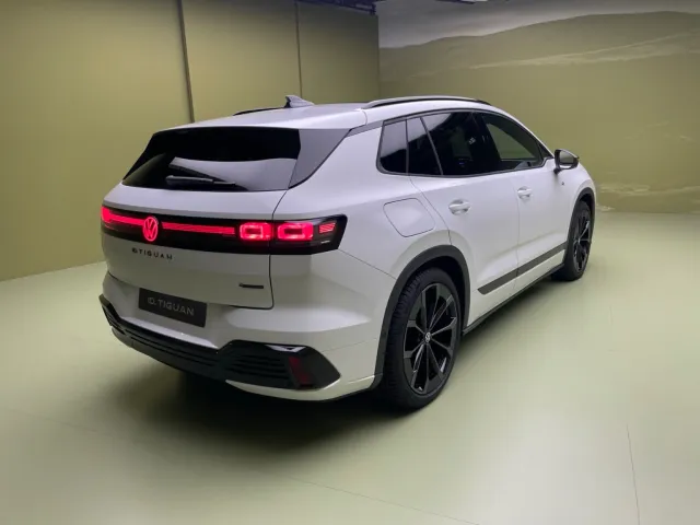 Запознаваме ви първи с новия Tiguan (ВИДЕО)