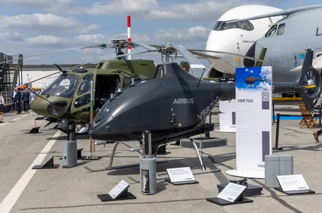 Франция и Израел преплетоха щпаги на най-голямото авиационно ревю (СНИМКИ)