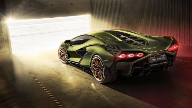 Българин си купи едно от най-редките Lamborghini-та в света