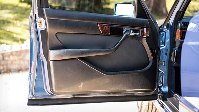  Продадоха на ниска цена Lorinser, притежаван от Пол Маккартни 