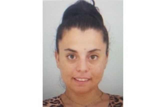 Полицията издирва млада жена, изчезнала преди 20 дни (СНИМКА)