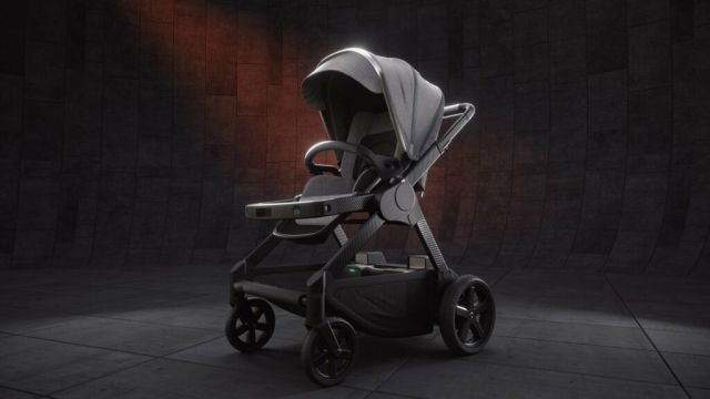 Автономна бебешка количка е последния писък на модата сред родителите (ВИДЕО)