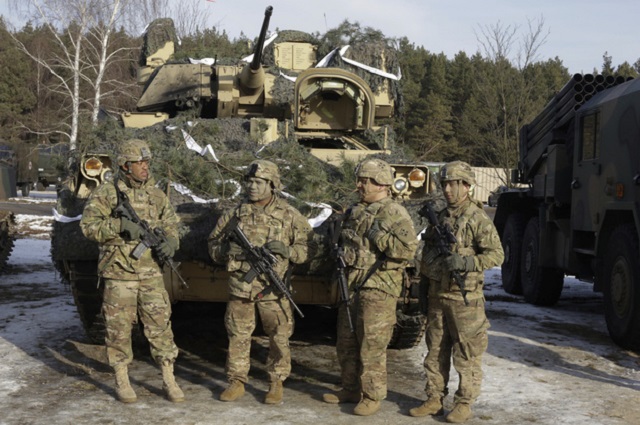 Полша е "центърът на тежестта" на войските на САЩ в Европа (СНИМКИ)