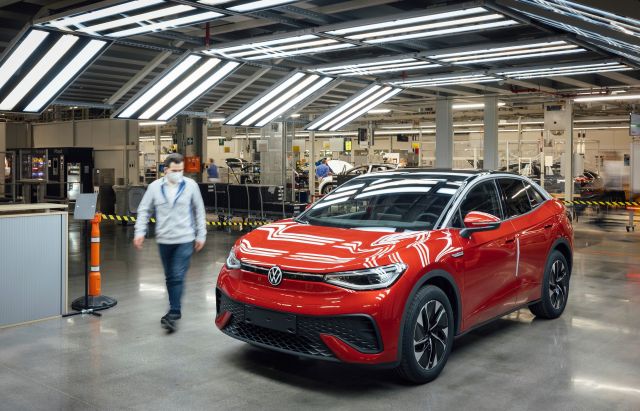 Volkswagen започна производството на ID.5