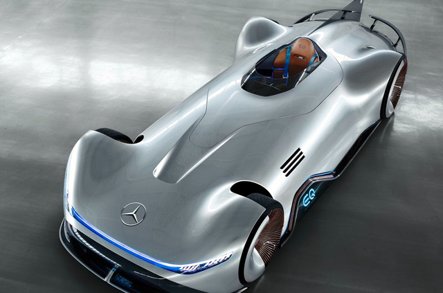Запознайте се с Mercedes Vision EQ Silver Arrow