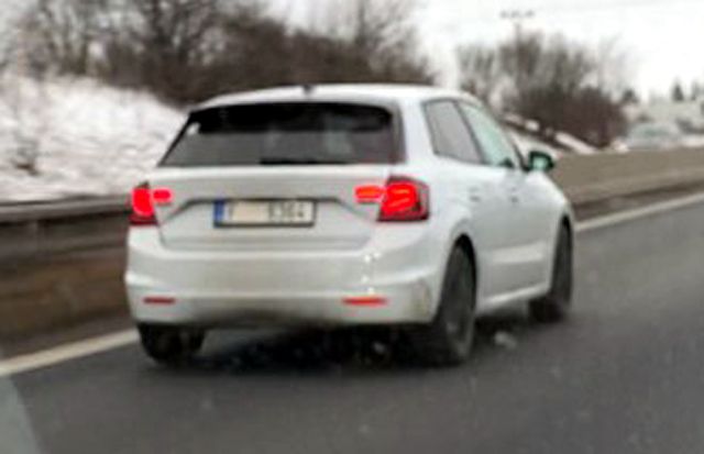  Спипаха новата Fabia без камуфлаж 