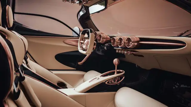 След 6 години очакване: De Tomaso сподели серийния звяр P72