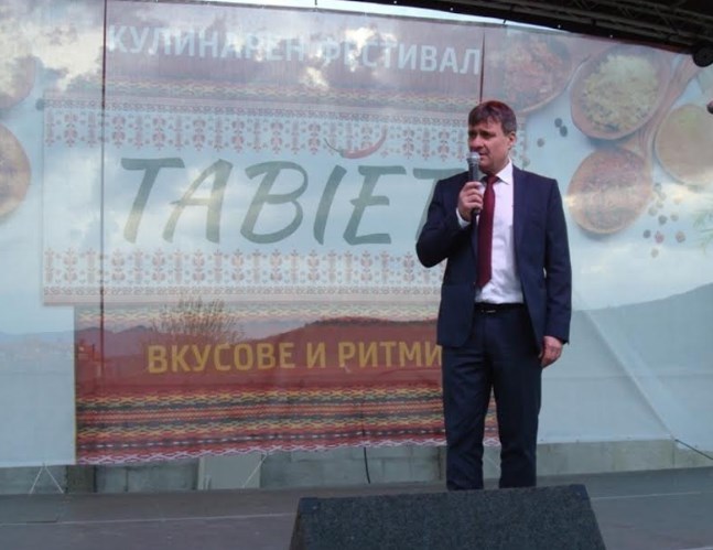 Кулинарно музикалния фестивал „Табиет” гостува във Велинград