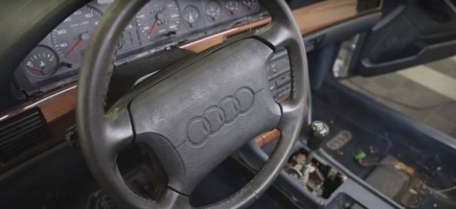 Едно легендарно Audi, което беше измито за първи път от 15 години (ВИДЕО)