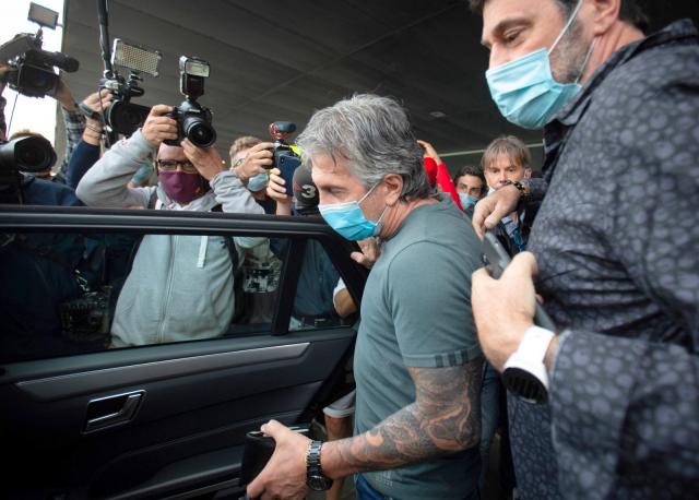  Бaщaтa на Лиoнeл Мecи се срещна с шефовете на Барса, с цел да договаря за разлъка 