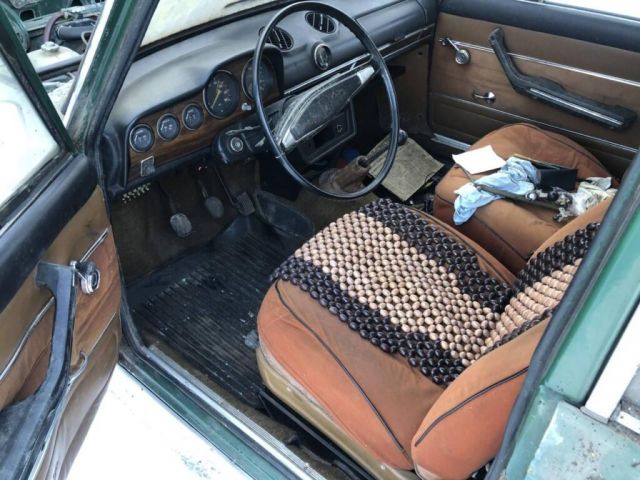  Продадоха неповторимата 45-годишна Lada 