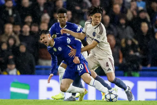  Челси заби мъчителен пестник на 10 от Аякс в Шампионската лига