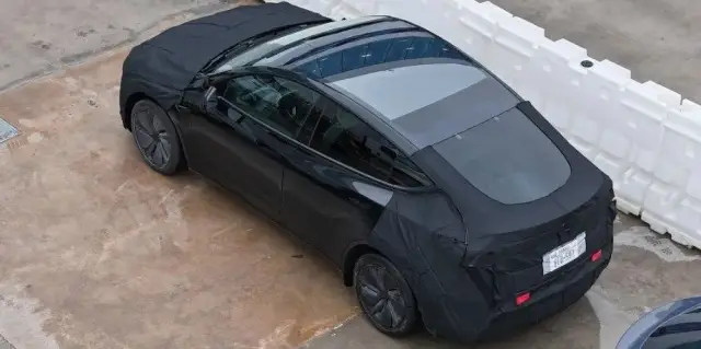 Най-накрая Tesla пусна евтиния Model 2 за тестове