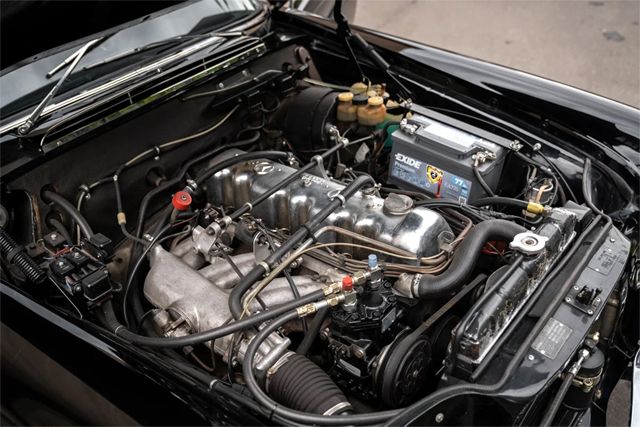  Продава се превъзходно купе Mercedes-Benz W111 