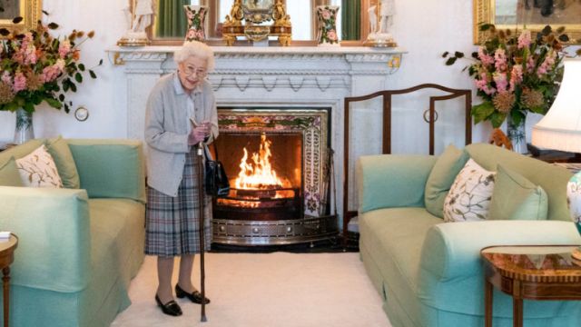 Какво богатство наследява Чарлз III от Елизабет II | ФАКТИ.БГ Какво богатство наследява Чарлз III от Елизабет II