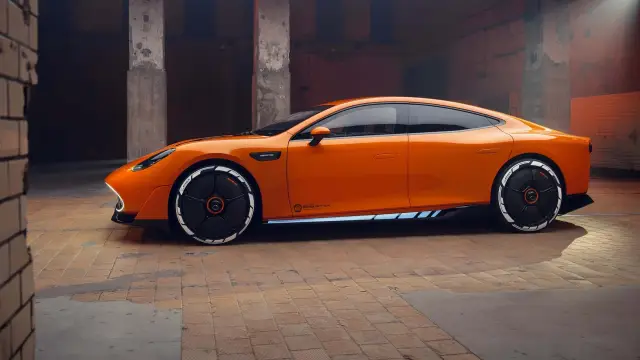 Подробно за Mercedes-AMG GT XX: 1360 к.с. и зареждане за пет минути