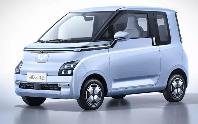 Smart по китайски: Wuling пусна малка електрическа кола, която ще стане глобална