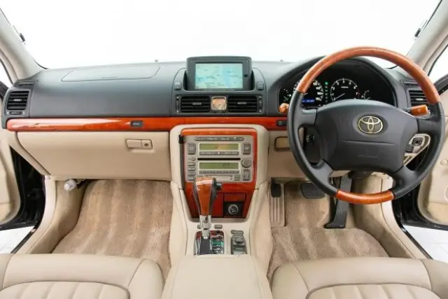 Toyota пусна уникален седан в ретро стил | интерФакти.БГ Toyota пусна уникален седан в ретро стил